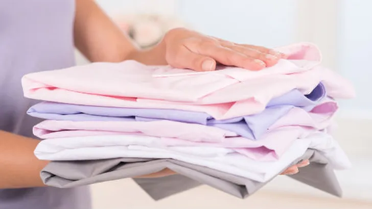 T-shirt opvouwen in twee seconden
