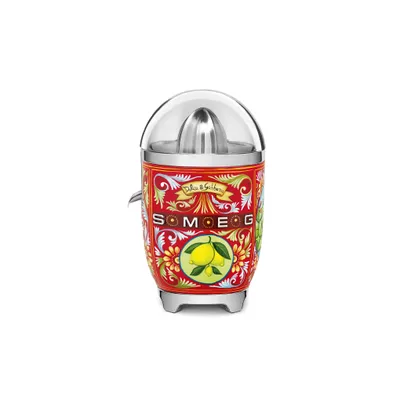 SMEG citruspers €599,00.