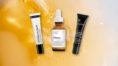 Dit zijn de beste cafeïneserums tegen vermoeide ogen.