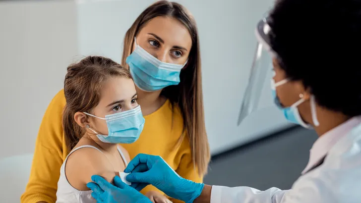 Advies Gezondheidsraad: geef gezonde kinderen van 12-17 jaar vaccin