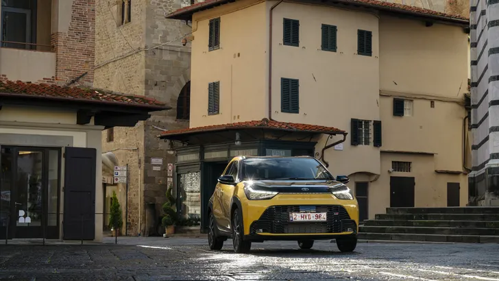 De verkoopcijfers van Q1 2026: Tesla levert in, Chinezen rukken op en de Toyota Aygo X pakt de kroon