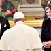 Uitvaart paus Franciscus valt op Koningsdag. – Foto van koning Willem-Alexander en koningin Máxima met Paus Franciscus, juni 2017.