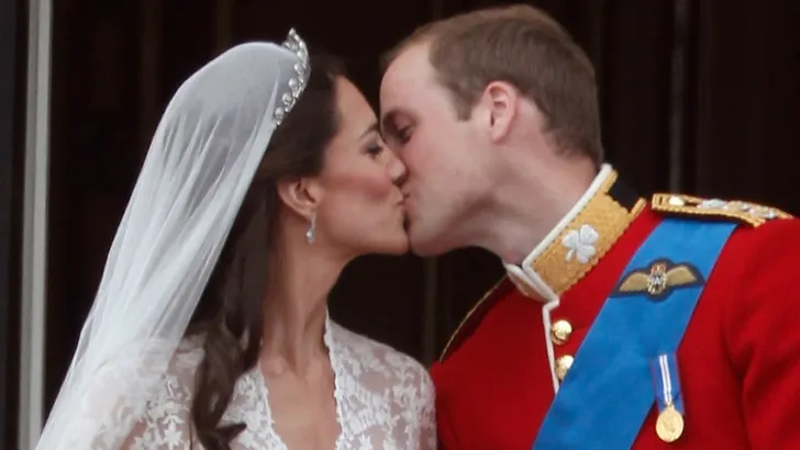Dit is de kaart die William & Kate verstuurden voor hun 6-jarig jubileum
