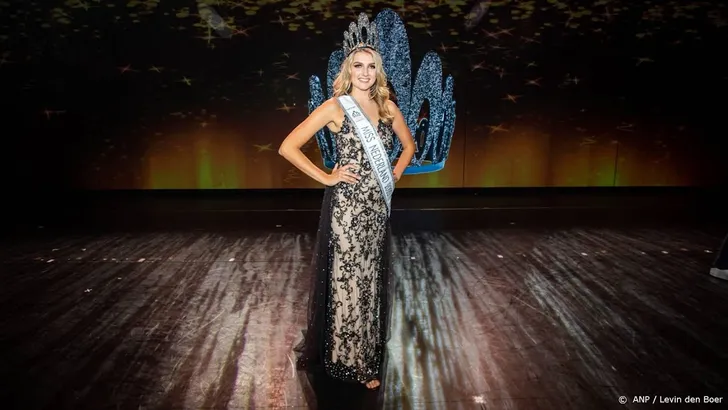 Denise Speelman bekroond tot Miss Nederland 2020