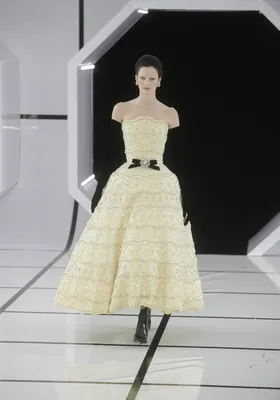 Richard Quinn Catwalk.
