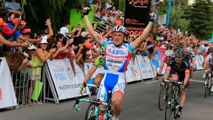 Gavazzi wint slotrit San Luis, Diaz eindwinnaar