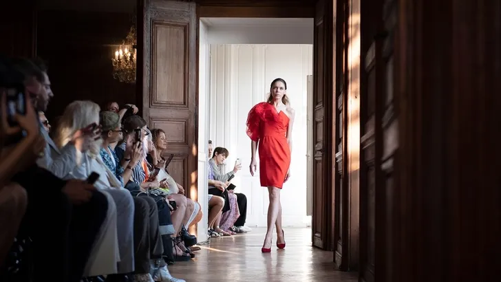 Nederlands talent Xuan showt op Paris Fashion Week