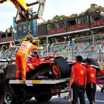 Een crash van Leclerc in Baku