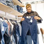 Aha: zó vaak hoor je je jeans eigenlijk te wassen