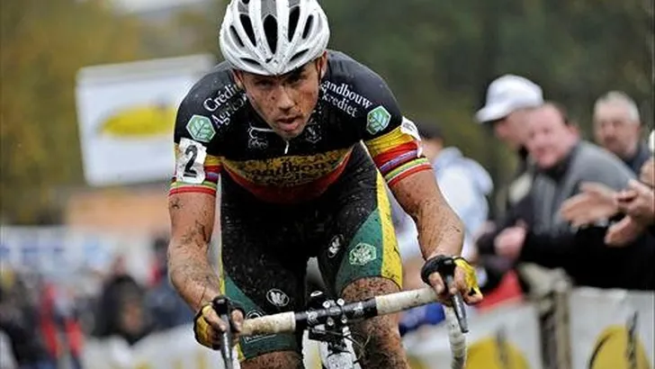 Nys triomfeert na ouderwetse cross in Niel