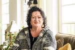 Caroline van der Plas