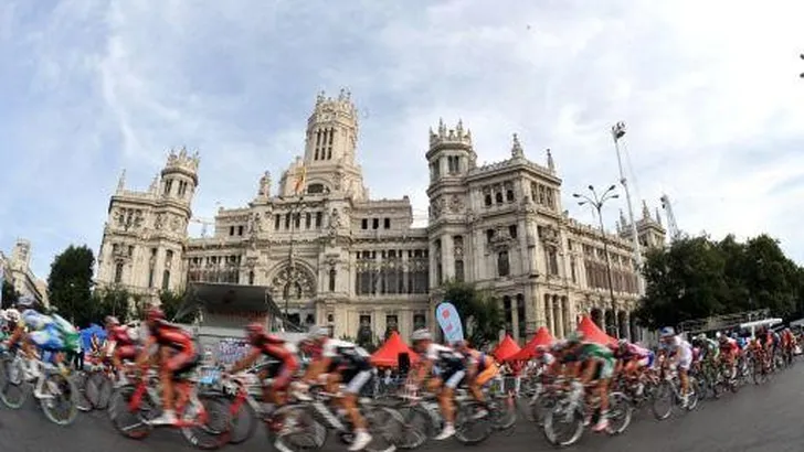 Vuelta: Geen Pyreneeën en korte tijdritten