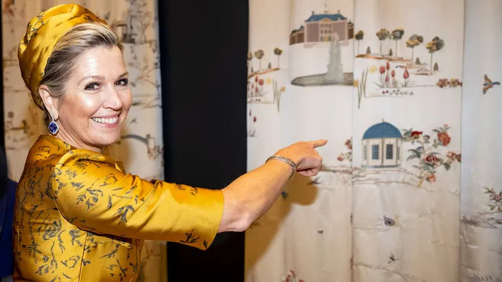 Koningin Maxima opent tentoonstelling Koninklijk borduren