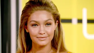 Dít Nederlandse plus-size model is de look-alike van Gigi Hadid