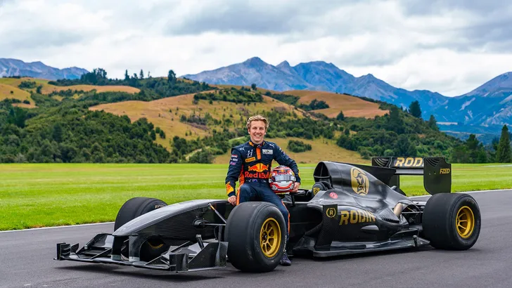 Red Bull-coureur test F1-achtige track special 