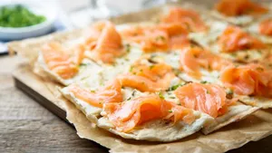 Flammkuchen zalm mosterd