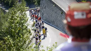 tour de france peloton