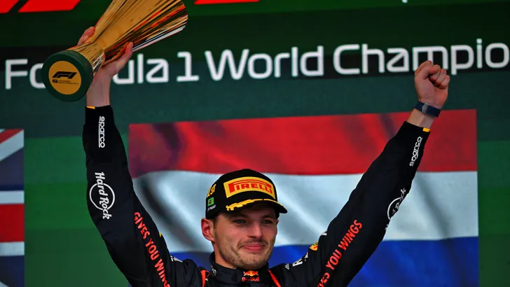 Verstappen won tweede titel van het jaar in São Paulo