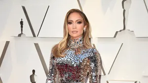 Jennifer Lopez showt ongelooflijk lichaam in kleine bikini (+FOTO)