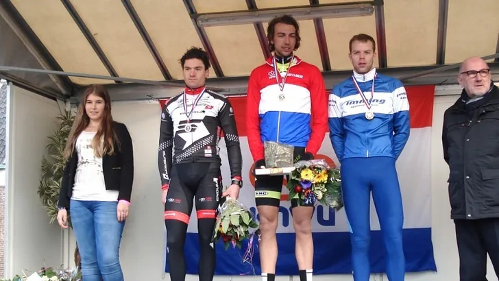 NK strandrace: Ockeloen en Rooijakkers kampioen
