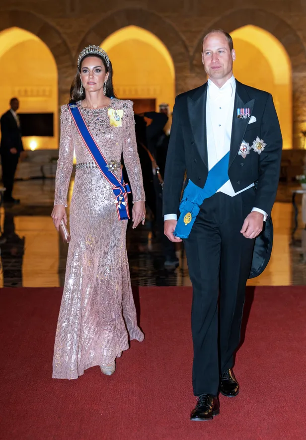 Prinses Kate en prins William bij de receptie van de Jordaanse royal wedding.