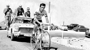 Retro: de dood van Tom Simpson