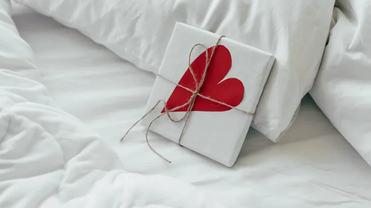 gift for valentines day in bed