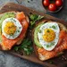 broodbeled, met avocado, zalm en ei brood
