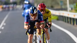 Remco Evenepoel en Jonas Vingegaard.