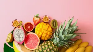 Schaal met zomerfruit
