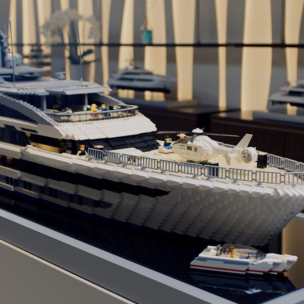 Lego Heesen Cosmos