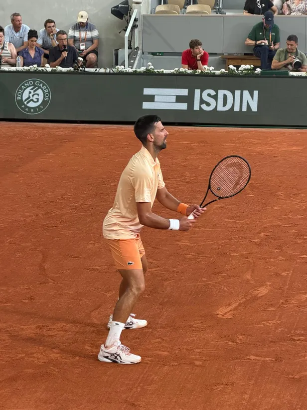 Toptennisser Novak Djokovic in actie 