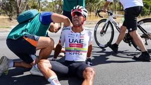 Tadej Pogačar maakt dit voorjaar een groot doel van Milaan-Sanremo, maar het waarschijnlijke wegvallen van Jhonatan Narváez is een flinke streep door de rekening van de Sloveen.