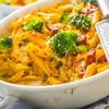 Smullen maar: zo maak je pasta ovenschotel met droge worst | Noorderland