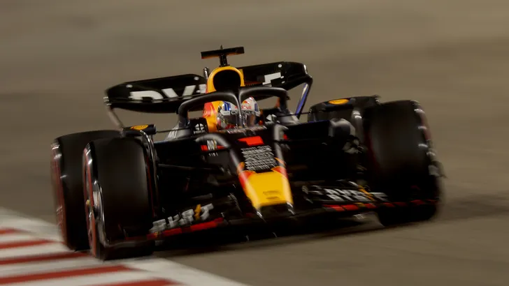 Max Verstappen pakt pole in Bahrein!