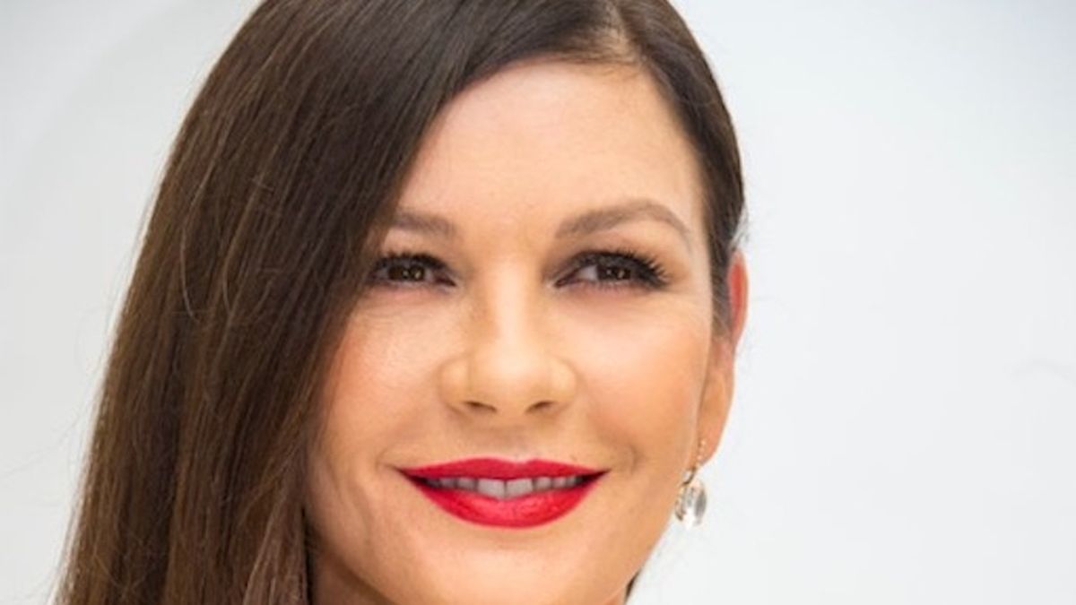 Style has no age: Catherine Zeta Jones (48) straalt als nooit te voren |  Nouveau