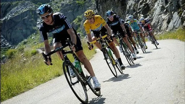 TOUR VANDAAG: Een pittige start