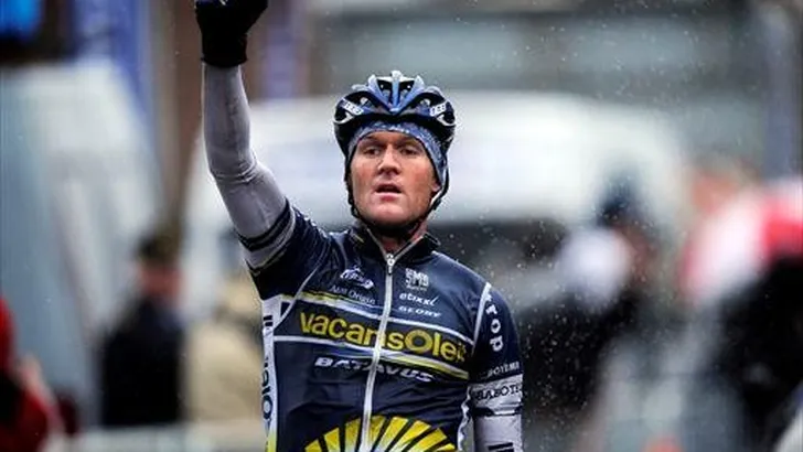 TRAKSEL PAKT KUURNE-BRUSSEL-KUURNE