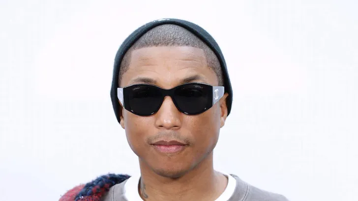 Zien: Pharrell Williams in Chanel-campagne