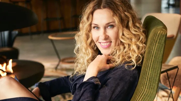 Hoofdredacteur Claudia’s lockdown-tip: Karina Meeuwse ‘Lang Leven’