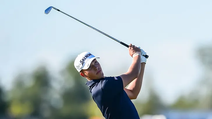 Kouwenaar knalt door