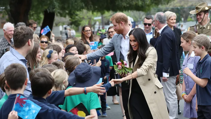 Harry en Meghan onthaald als supersterren in Melbourne