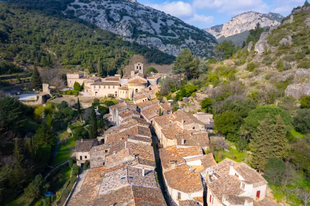 Saint-Guilhem-le-Désert.
