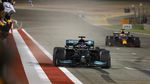 F1 Bahrein 2021: Hamilton is weer te slim