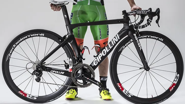 Vier fietsen van Bardiani-ploeg gestolen in Milaan