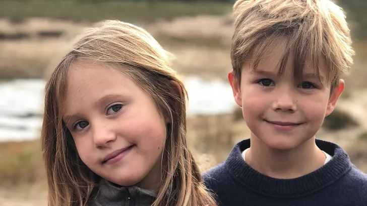 Lief! Kroonprinses Mary fotografeert jarige twins