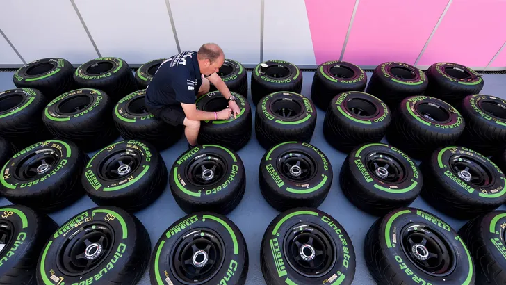 Pirelli moet F1-banden simpele namen geven | Autobahn