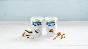 Waarom wij fan zijn van Alpro Naturel met kokosnoot of amandelen!