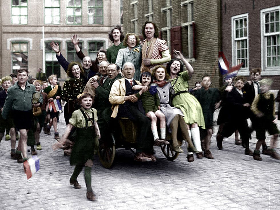 10 Indrukwekkende en prachtige foto's van de bevrijding van Nederlandse