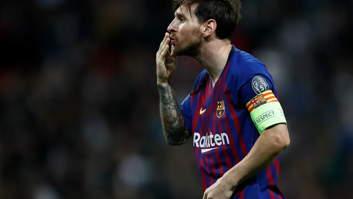 Messi’s hotel omgetoverd tot lesbisch orgie paradijs